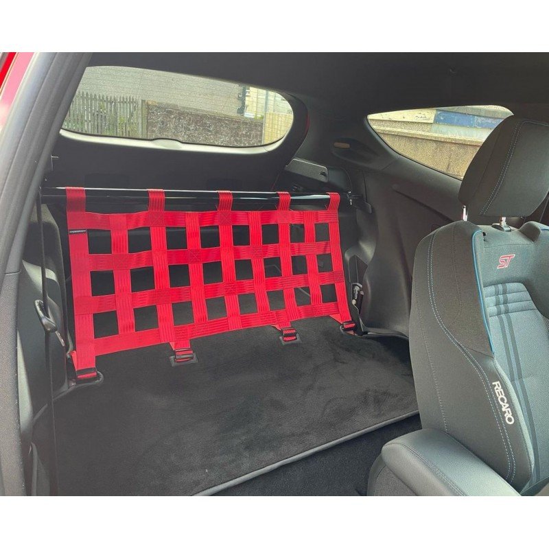 Clubsport Komplettset - Strebe mit Netz und Teppich für Ford Fiesta ST MK8